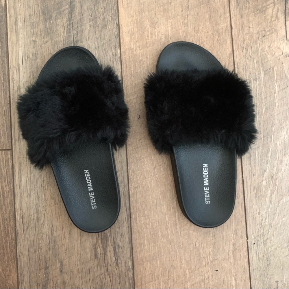 Steve Madden faux fur  slides